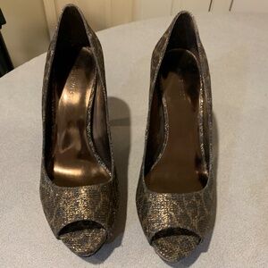 Nine West Brown/Rose Gold Glitter Platform Pumps sz 8.5 M